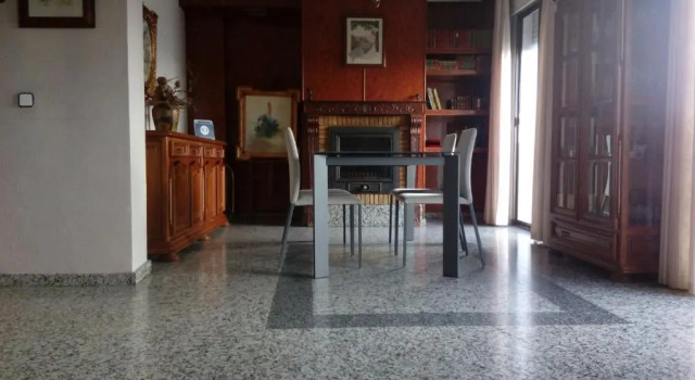 Коттедж с 4 комнатами Casa Turistica Termas aparcamiento y desayuno incluido