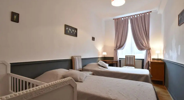 Коттедж Deluxe Pleasant Cottage in Asnieres With Terrace