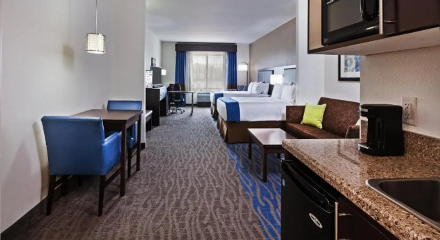Люкс Holiday Inn Express & Suites Glenpool by IHG