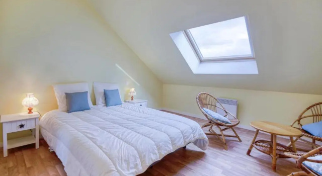 Maison Charles - Jolie maison avec jardin - plage à 800 m, Varaa Hotelli Hotellit Côtes-d'Armor pysäköinnillä, Pysäköinti