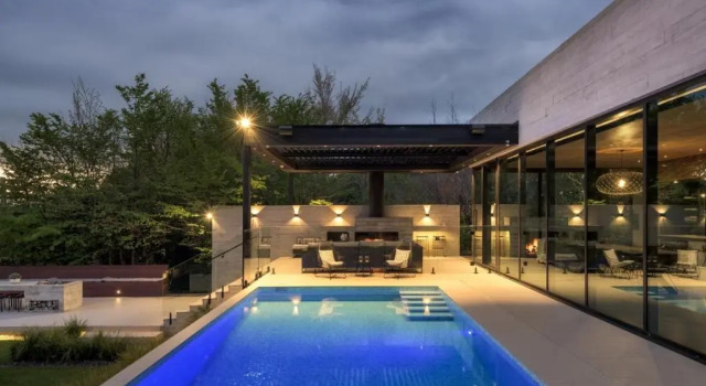 Коттедж Bridle Path Retreat - Modern Private Luxury