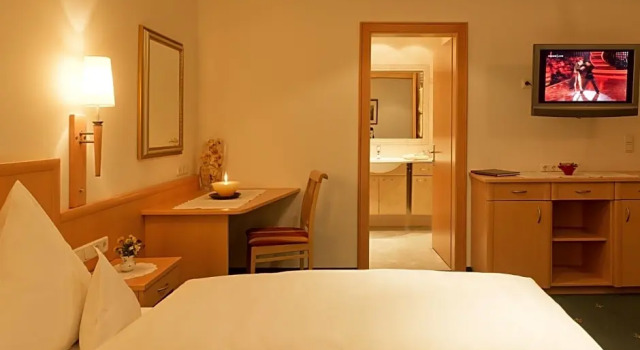 Hotel Angelika, Забронировать Отель Отели Санкт-Антон-ам-Арльберг с парковкой, рядом с Train Station Sankt Anton am Arlberg, Парковка