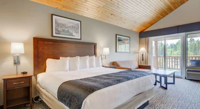 Двухместный номер Standard с видом на реку Whitefish Riverfront Hotel