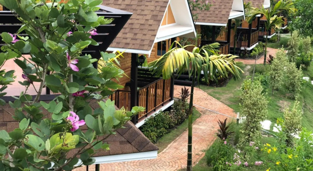 Chang Puak Resort Damnoen Saduak, Забронировать Курортный отель Дамноен Садуак Ратбури, рядом с Плавучий рынок «Дамноен Садуак»