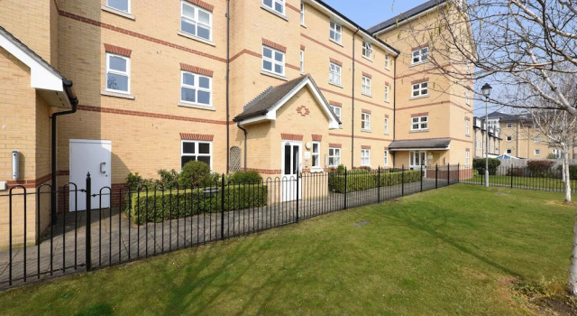 Haldane Lodge 2-Bedroom Flat