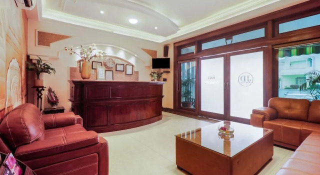 Capital O 353 Hotel Four Boutique