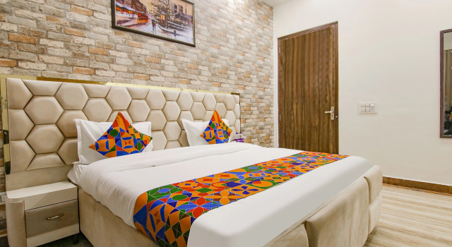 Номер Deluxe FabHotel Sky Lark Farm