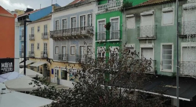 Charming 53 Rooms in Cacilhas - Hostel, Rezervovat Hostel Almada Lisabon, poblíž Cacilhas Light Rail