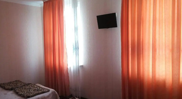 Номер Standard Meridian