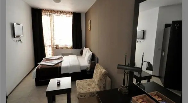 Maria Antoanteta Apart Residence, Prenota Hotel Hotel a Blagoevgrad con parcheggio, Parcheggio