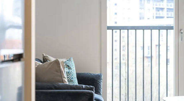 Modern Flat Near City Centre