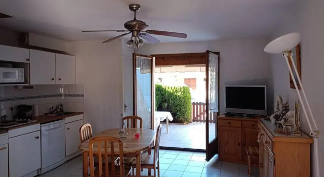 Maison bord de mer en résidence avec piscine, Book Hotel Hoteller i Vias Plage med pool, Swimmingpool
