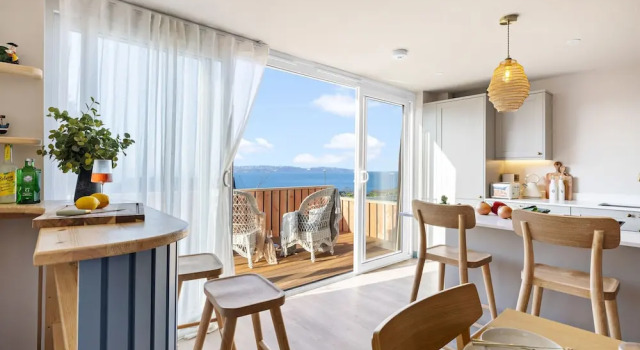 The Lookout in Brixham, Забронировать Апартаменты/квартира Отели Бриксем с парковкой, рядом с Пристань города Бриксхем, Парковка