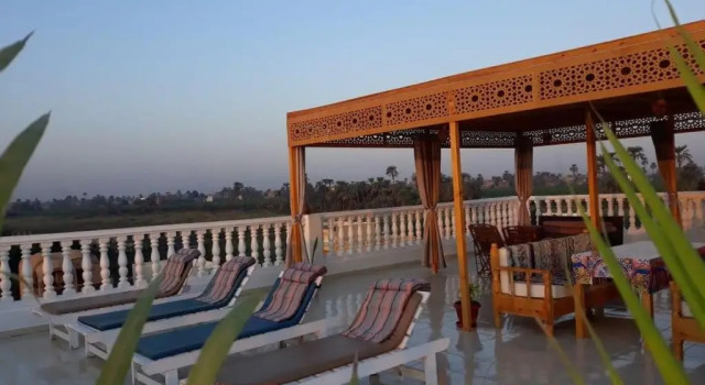 Апартаменты с 2 комнатами Luxor VIP Apartments