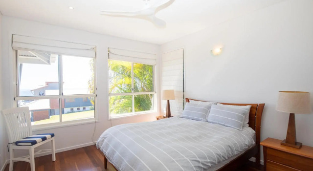 3 BUOYS - ocean views, fireplace, 3 bed, 2 bath, Prenota Hotel Hotel a Queensland con parcheggio, Parcheggio