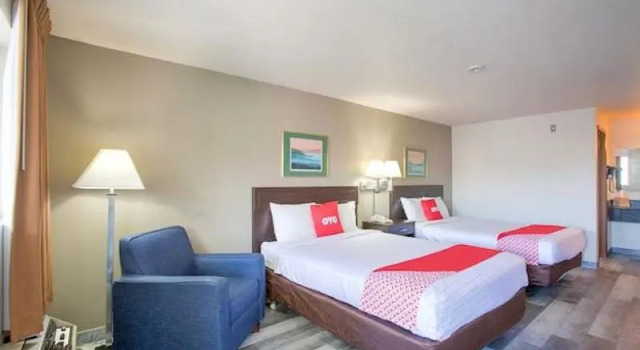 Шестиместный номер Standard OYO Woodland Hotel and Suites