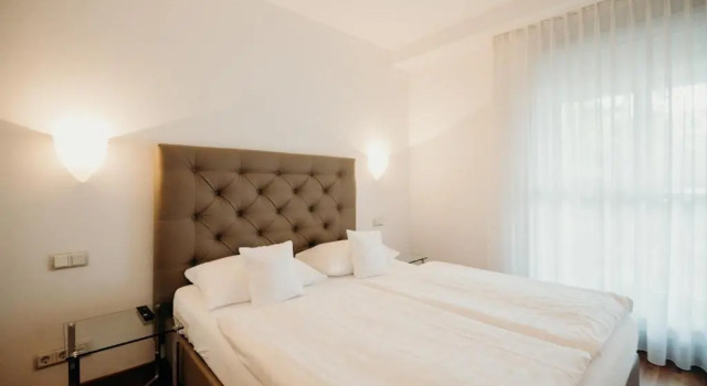 Hotel Crystal