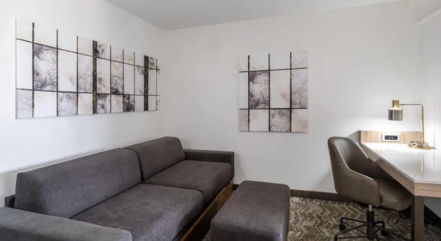 Люкс SpringHill Suites by Marriott Colorado Springs South