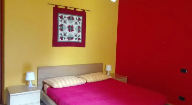 La Casa Delle Ortensie, Book Hotel Erba 