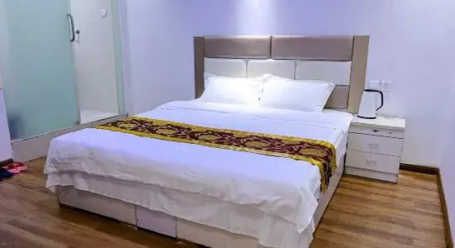 Xinyang Jinxin Hotel