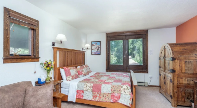 Manitou Lodge 1 1 Bedroom Hotel Room by Alpine Lodging Telluride, Book Hotel Hoteller i Telluride Ski med parkering, Parkering