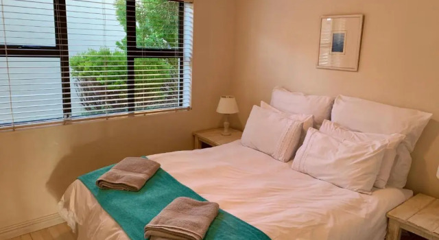 Sage at Whale Cove - Sea Facing Apartment, Забронировать Апартаменты/квартира Де-Келдерс Оверберг