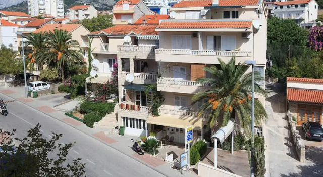 Apartment Luci, Забронировать Апартаменты/квартира Апартаменты Макарска, рядом с Набережная Рива (Макарска), Апартаменты/квартира