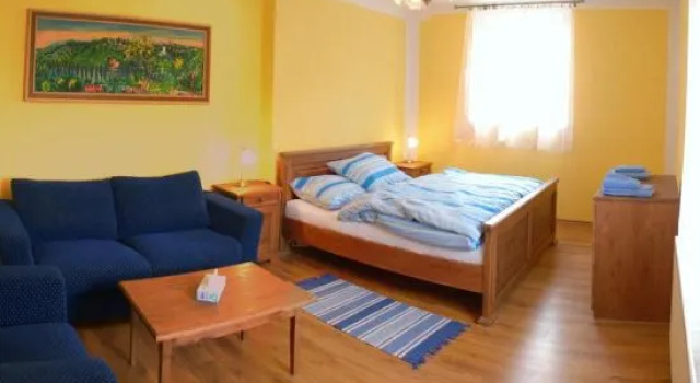 Hostinec a penzion U Rezků, Prenota Hotel Hotel a Jistebnice con parcheggio, Parcheggio