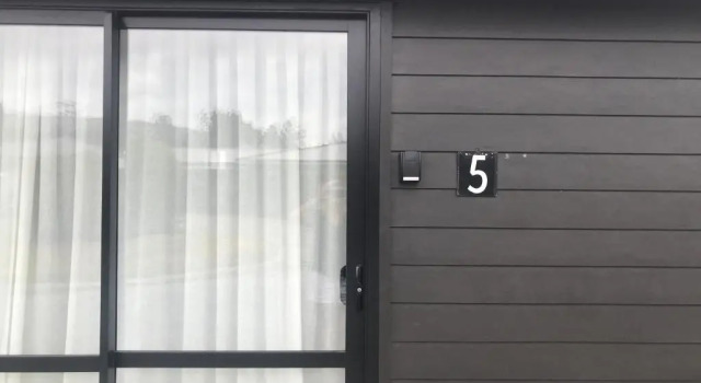 5 - Delightful Space in Tranquil Neighbourhood, Close to the Lake