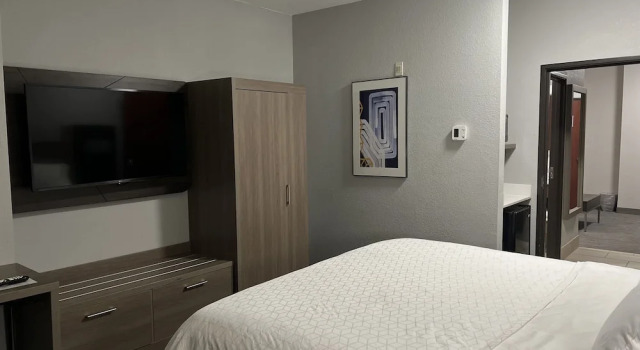Люкс c 1 комнатой Holiday Inn Express & Suites Woodward by IHG