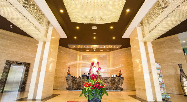 Номер Standard Royale Signature Hotel