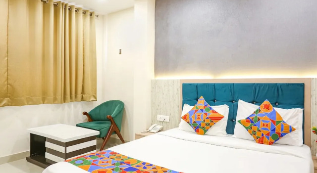 Номер Deluxe FabHotel Hari Kunj 900m from Kashi Vishwanath Temple - Kashi Vishwanath Temple
