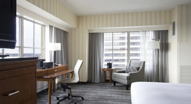 Номер Deluxe Hartford Marriott Downtown