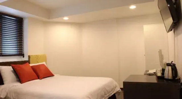 Двухместный номер (окно не гарантировано) Seoul City Hotel