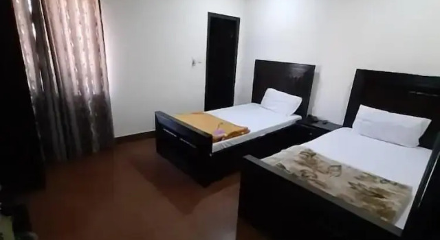 Номер Deluxe Hotel Laxen Inn Multan