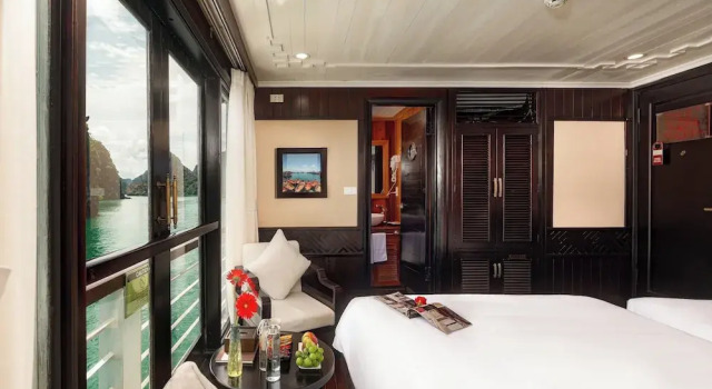 Halong Aquarmarine Royal Cruise, Varaa Hotelli Ha Long 