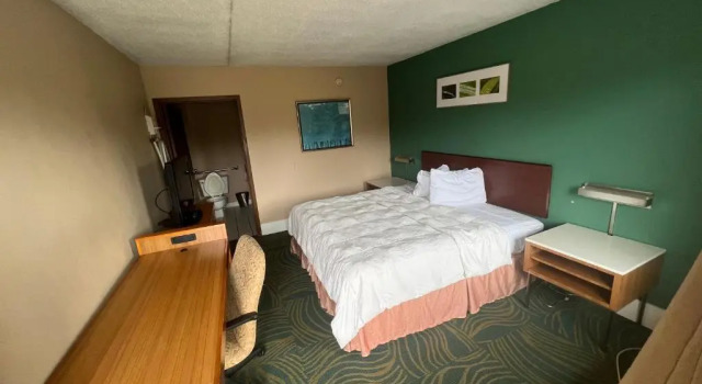 Одноместный номер Standard Hilltop Inn Pittsburgh