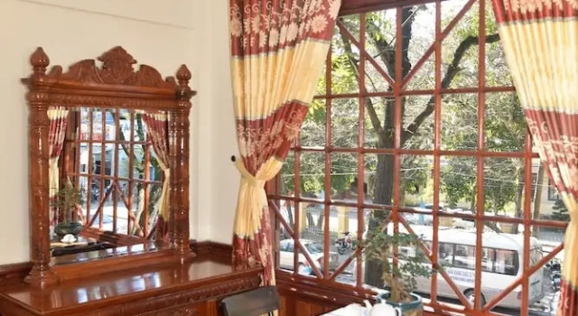 Двухместный номер Deluxe с балконом Mickey Homestay Hue