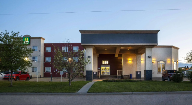 Days Inn & Suites Whitecourt, Rezerwuj Hotel Whitecourt Alberta