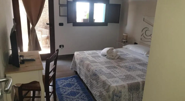 B&B Tiscali, Забронировать Отель «постель и завтрак» Доргали Залив Орозеи