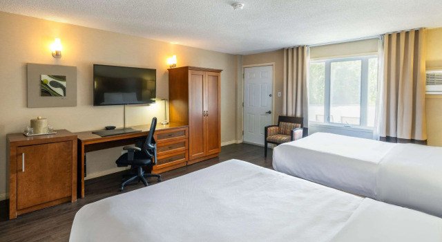 Четырёхместный номер Standard Comfort Inn Mont Laurier
