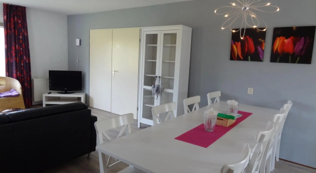 Holiday Home in Zeeland near the Sea, Book Hotel Wemeldinge 