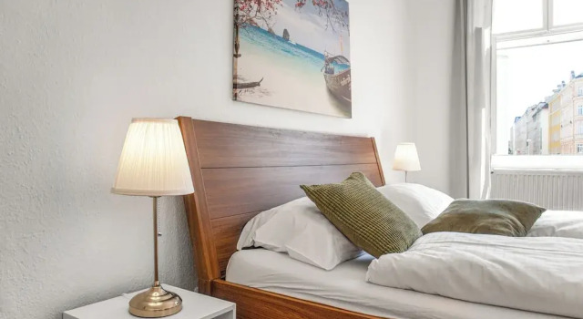 Апартаменты Spacious 2BR Apartment Long Stay Rennweg