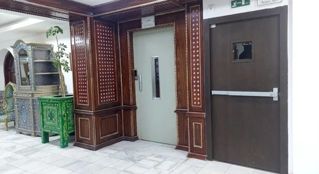Dar Diaf - El Djelfa, Rezerwuj Hotel Hotele w Djelfa Province z parkingiem, Parking