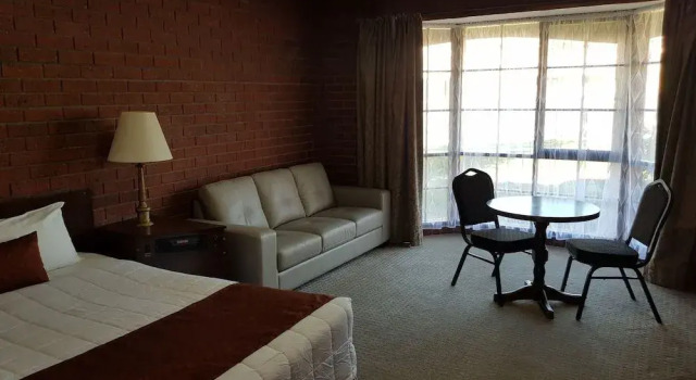 Ararat Colonial Lodge Motel, Book Motel Hotels in Victoria with Breakfast, Breakfasts