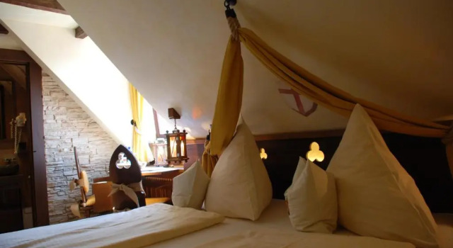 Двухместный номер Standard с видом на озеро Mittelalterhotel-Gästehaus Rauchfang