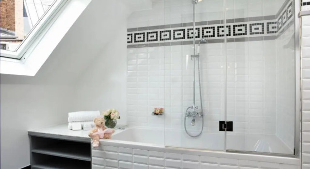Четырёхместный номер Standard Hotel Monsieur & Spa