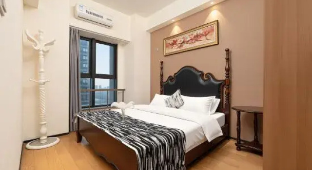 Люкс Luxury Manersi Homestay (Wuhan International Expo Center)