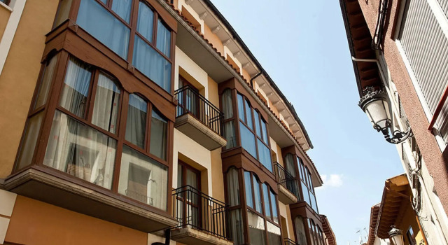 Apartamentos Cambras, Book Apartment Hotels in Aragon with Parking, Parking