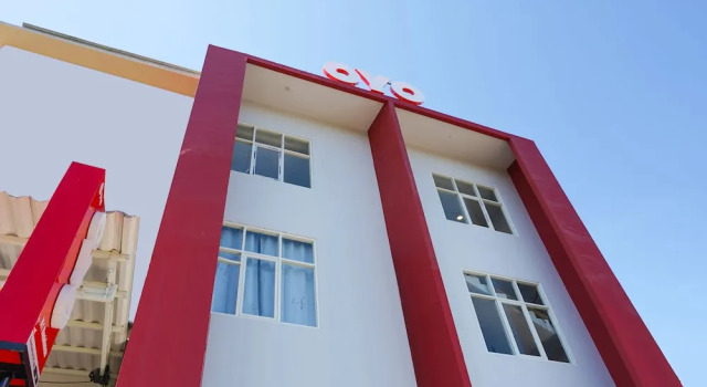 OYO Flagship 318 K1 UPN Rungkut Madya